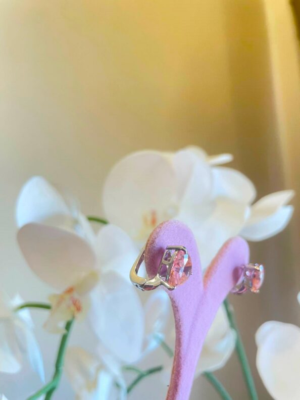 39efa5fa-4373-4e6b-9ee3-aecc37f1ca9b