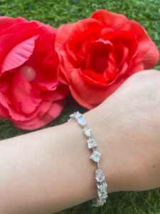 Irregular Tennis Bracelet for women in 925 Sterling Silver with zirconium stones – elegant and stylish, ships worldwide (UAE, USA, KSA).