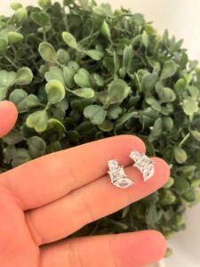 Lulwa Earrings in 925 sterling silver, designed in Jordan and shipped worldwide, perfect as a gift or everyday accessory.