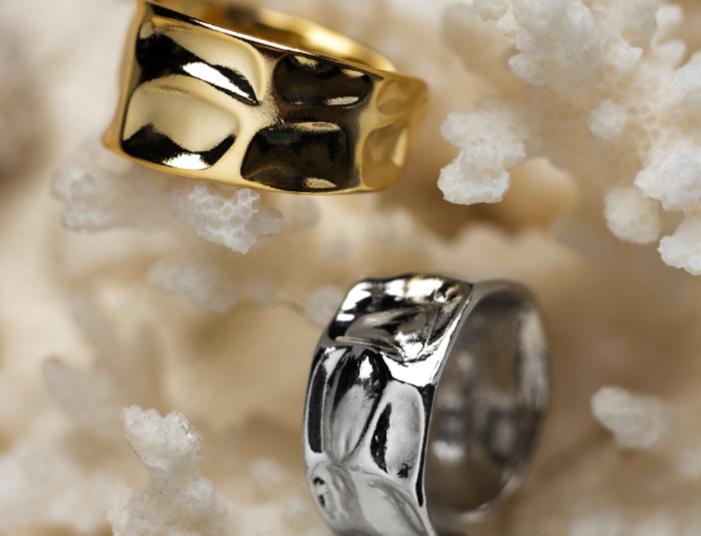 Sterling Silver vs. Gold Plated Jewelry: What’s Right for You?