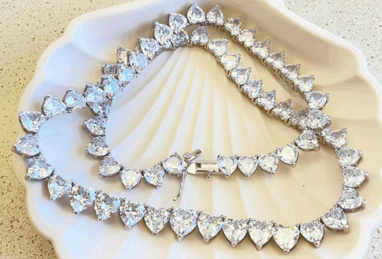 White Heart Tennis Necklace: The Crystal Touch of Elegance